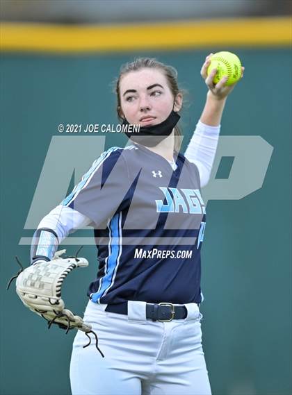 Thumbnail 1 in Churchill vs Johnson photogallery.