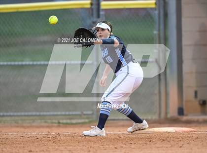 Thumbnail 2 in Churchill vs Johnson photogallery.