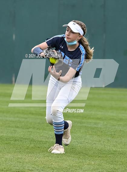 Thumbnail 2 in Churchill vs Johnson photogallery.