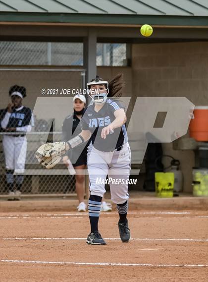 Thumbnail 1 in Churchill vs Johnson photogallery.