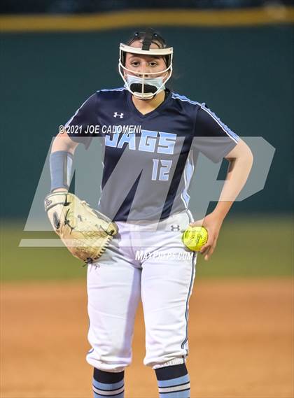 Thumbnail 2 in Churchill vs Johnson photogallery.