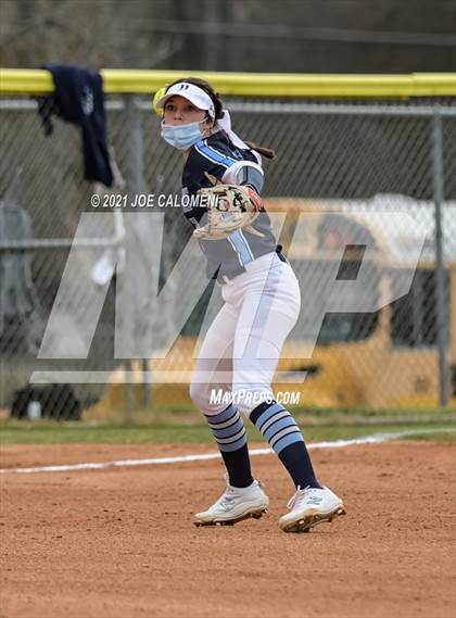 Thumbnail 1 in Churchill vs Johnson photogallery.