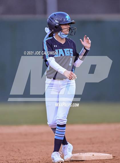 Thumbnail 1 in Churchill vs Johnson photogallery.