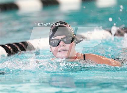 Thumbnail 2 in North Farmington vs. South Lyon (Black Hawk Invite) photogallery.