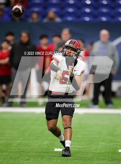 Thumbnail 2 in Harlingen @ Dripping Springs (UIL 6A Regional Playoff) photogallery.
