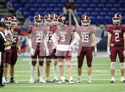 Thumbnail 1 in Harlingen @ Dripping Springs (UIL 6A Regional Playoff) photogallery.
