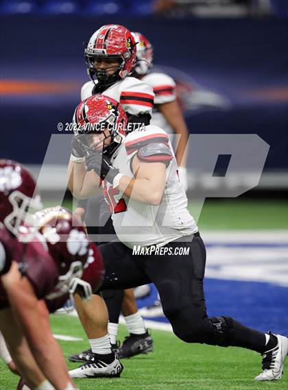 Thumbnail 2 in Harlingen @ Dripping Springs (UIL 6A Regional Playoff) photogallery.