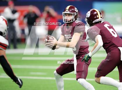 Thumbnail 3 in Harlingen @ Dripping Springs (UIL 6A Regional Playoff) photogallery.