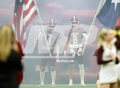 Thumbnail 1 in Harlingen @ Dripping Springs (UIL 6A Regional Playoff) photogallery.