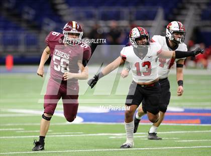 Thumbnail 1 in Harlingen @ Dripping Springs (UIL 6A Regional Playoff) photogallery.