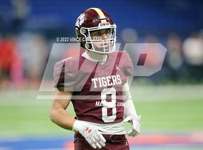Thumbnail 3 in Harlingen @ Dripping Springs (UIL 6A Regional Playoff) photogallery.