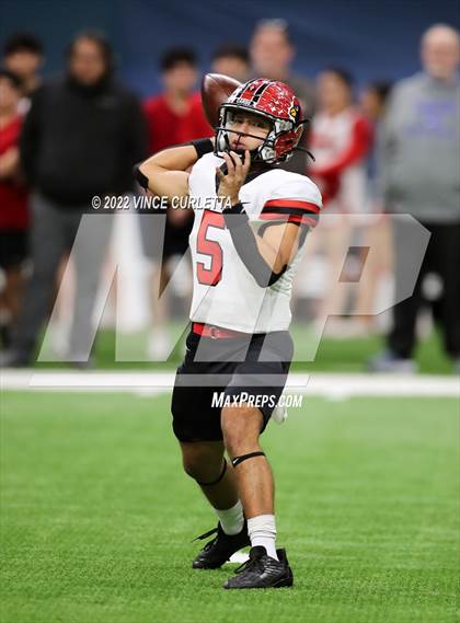 Thumbnail 3 in Harlingen @ Dripping Springs (UIL 6A Regional Playoff) photogallery.
