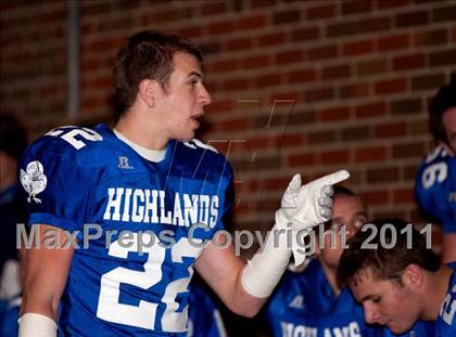 Thumbnail 1 in Highlands vs. Johnson Central (Class 4A KHSAA Commonwealth Gridiron Bowl) photogallery.