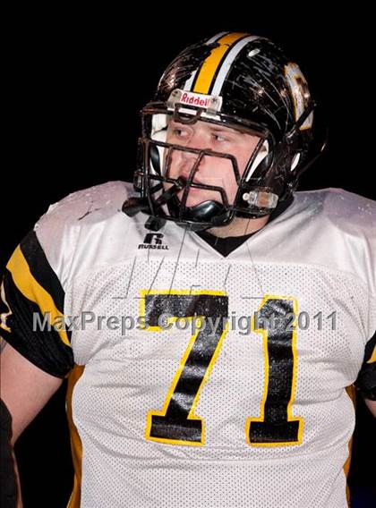 Thumbnail 1 in Highlands vs. Johnson Central (Class 4A KHSAA Commonwealth Gridiron Bowl) photogallery.