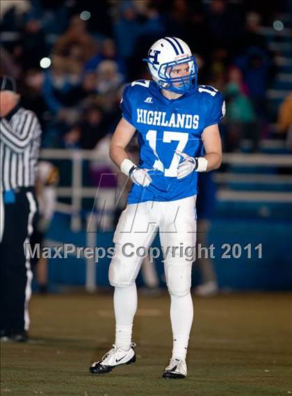 Thumbnail 2 in Highlands vs. Johnson Central (Class 4A KHSAA Commonwealth Gridiron Bowl) photogallery.