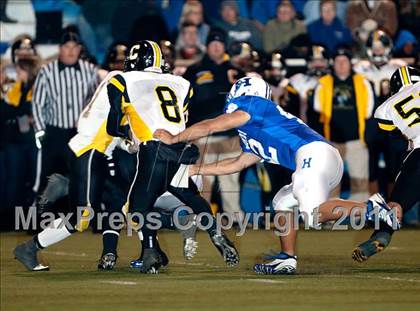 Thumbnail 3 in Highlands vs. Johnson Central (Class 4A KHSAA Commonwealth Gridiron Bowl) photogallery.