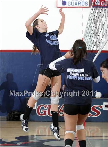Thumbnail 1 in Sacred Heart of Jesus @ Bellarmine-Jefferson (CIF SS Playoffs) photogallery.