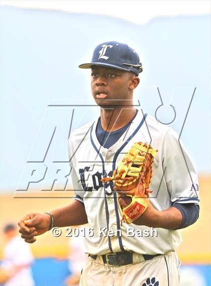 Thumbnail 1 in Camarillo vs. Loyola photogallery.