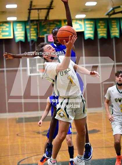 Thumbnail 2 in Roslyn vs Lynbrook photogallery.