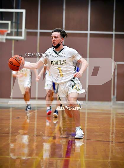 Thumbnail 2 in Roslyn vs Lynbrook photogallery.