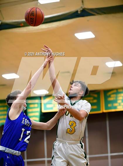 Thumbnail 3 in Roslyn vs Lynbrook photogallery.