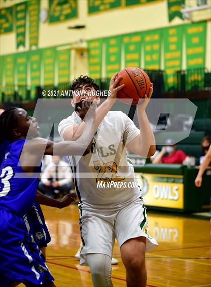 Thumbnail 2 in Roslyn vs Lynbrook photogallery.