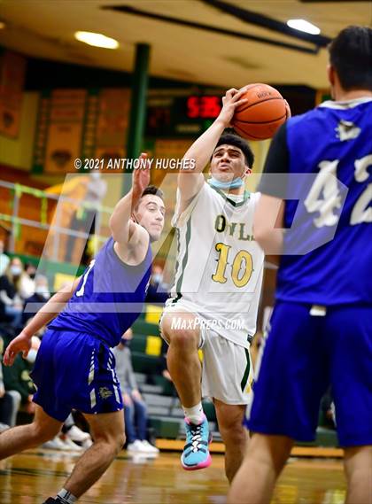 Thumbnail 2 in Roslyn vs Lynbrook photogallery.