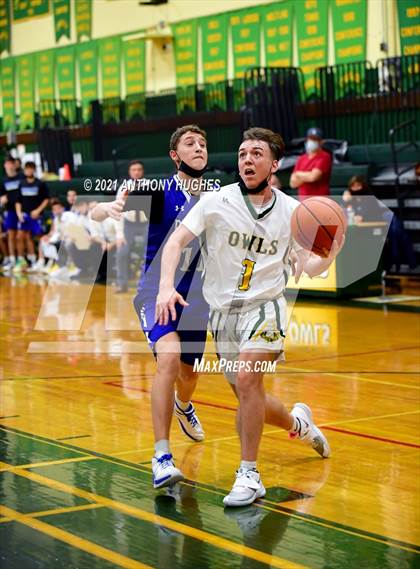 Thumbnail 3 in Roslyn vs Lynbrook photogallery.