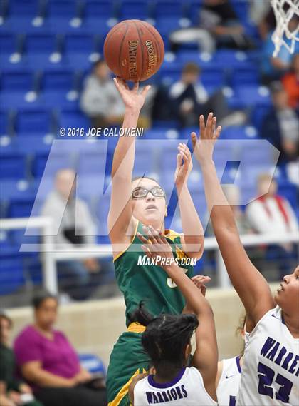 Thumbnail 1 in Holmes vs Warren photogallery.