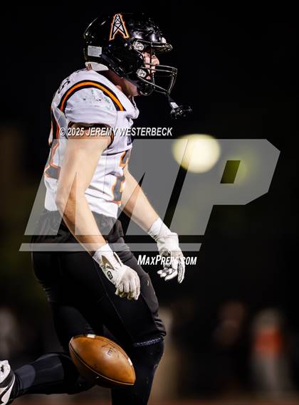 Thumbnail 1 in Huntington Beach @ Edison (CIF Southern Section Division 3 Round 1) photogallery.