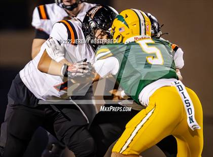Thumbnail 2 in Huntington Beach @ Edison (CIF Southern Section Division 3 Round 1) photogallery.