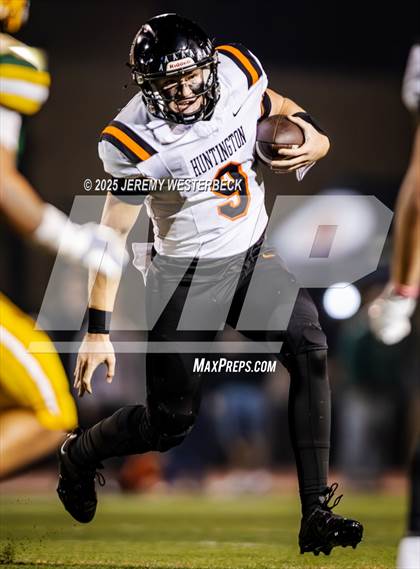 Thumbnail 1 in Huntington Beach @ Edison (CIF Southern Section Division 3 Round 1) photogallery.