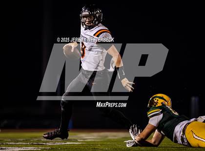 Thumbnail 2 in Huntington Beach @ Edison (CIF Southern Section Division 3 Round 1) photogallery.