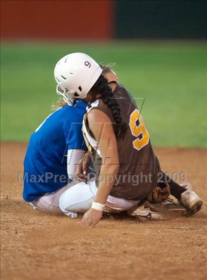 Thumbnail 1 in Rancho Bernardo vs El Camino (CIF SDS D1 Final) photogallery.