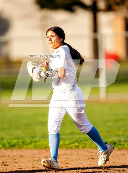 Thumbnail 2 in Del Oro @ River City photogallery.