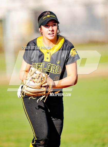 Thumbnail 1 in Del Oro @ River City photogallery.