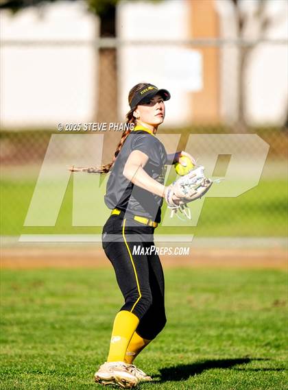 Thumbnail 2 in Del Oro @ River City photogallery.