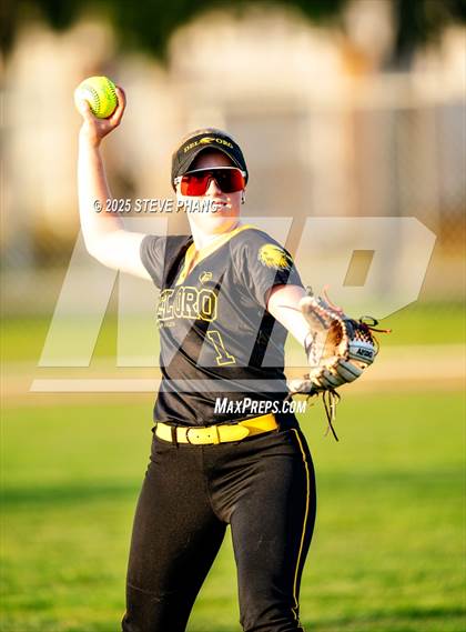 Thumbnail 3 in Del Oro @ River City photogallery.