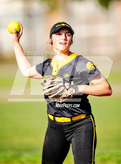 Thumbnail 3 in Del Oro @ River City photogallery.
