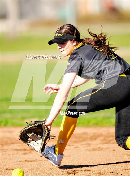 Thumbnail 2 in Del Oro @ River City photogallery.