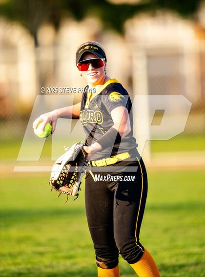 Thumbnail 2 in Del Oro @ River City photogallery.