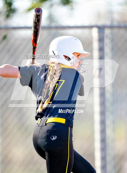 Thumbnail 2 in Del Oro @ River City photogallery.