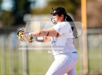 Thumbnail 2 in Del Oro @ River City photogallery.