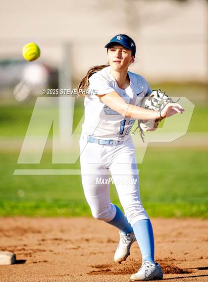 Thumbnail 1 in Del Oro @ River City photogallery.