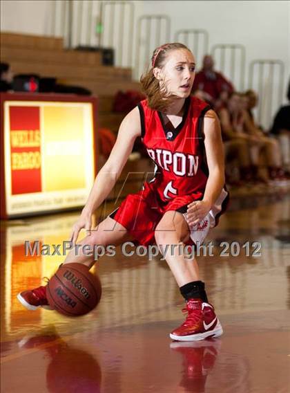 Thumbnail 2 in Ripon @ Modesto Christian photogallery.