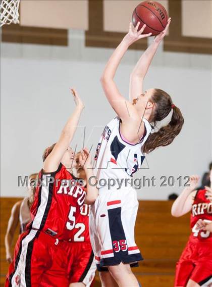 Thumbnail 2 in Ripon @ Modesto Christian photogallery.