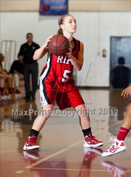 Thumbnail 3 in Ripon @ Modesto Christian photogallery.