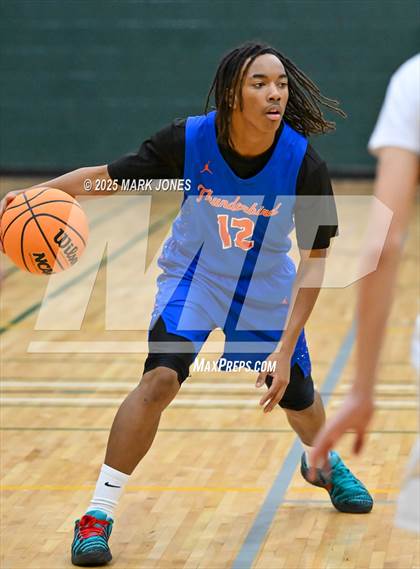 Thumbnail 1 in Thunderbird vs. Goldwater (Judy Dixon Holiday Tournament) photogallery.