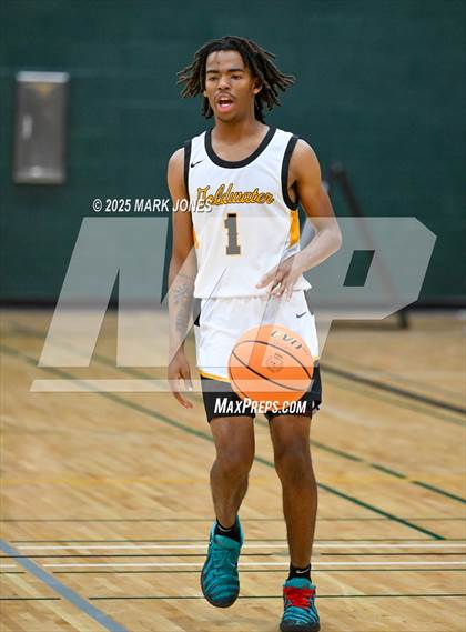 Thumbnail 1 in Thunderbird vs. Goldwater (Judy Dixon Holiday Tournament) photogallery.