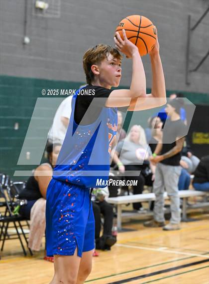 Thumbnail 1 in Thunderbird vs. Goldwater (Judy Dixon Holiday Tournament) photogallery.